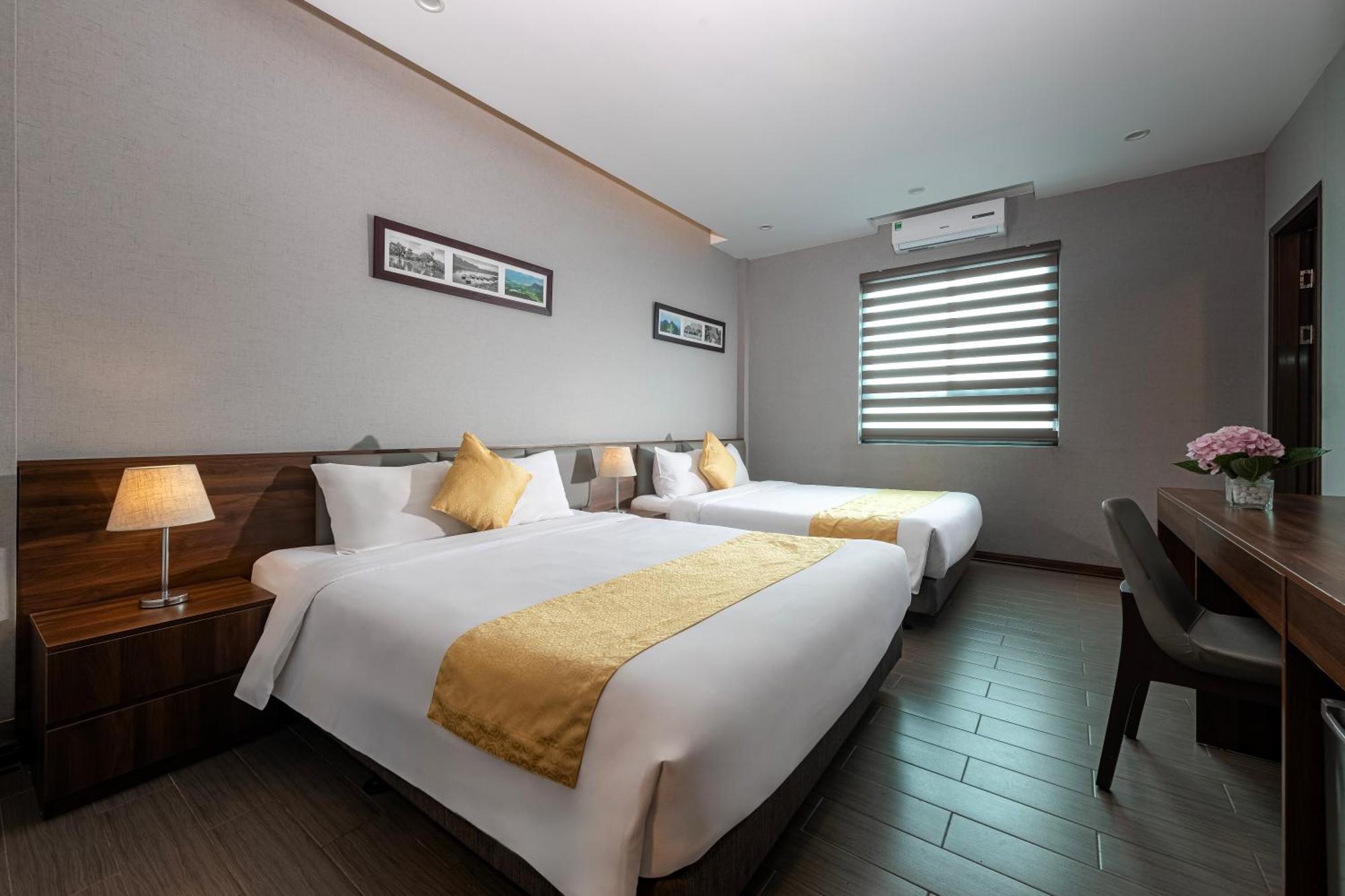 Hotel Golden Season 3*