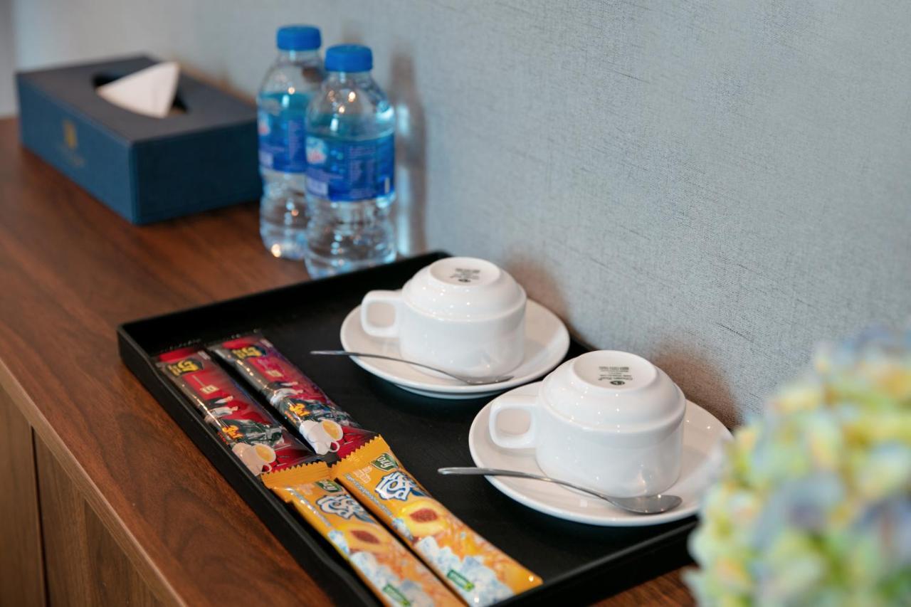 Hotel Golden Season
